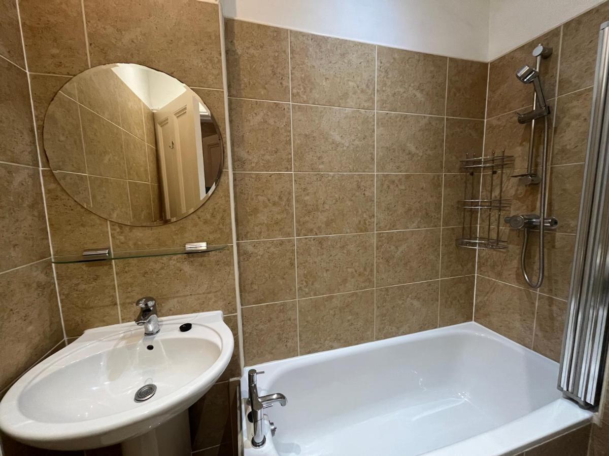 Bright 3 Bedroom Edinburgh City Apt Екстериор снимка
