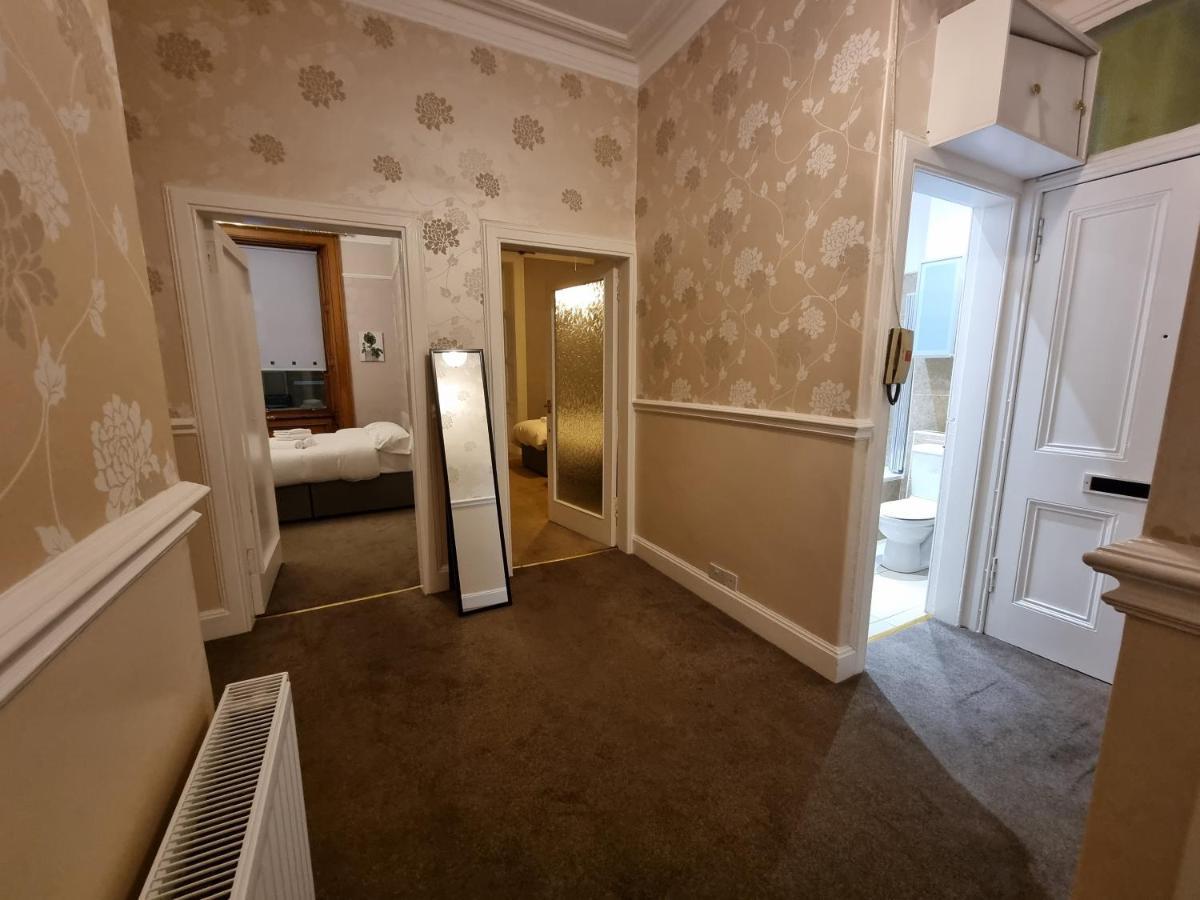 Bright 3 Bedroom Edinburgh City Apt Екстериор снимка