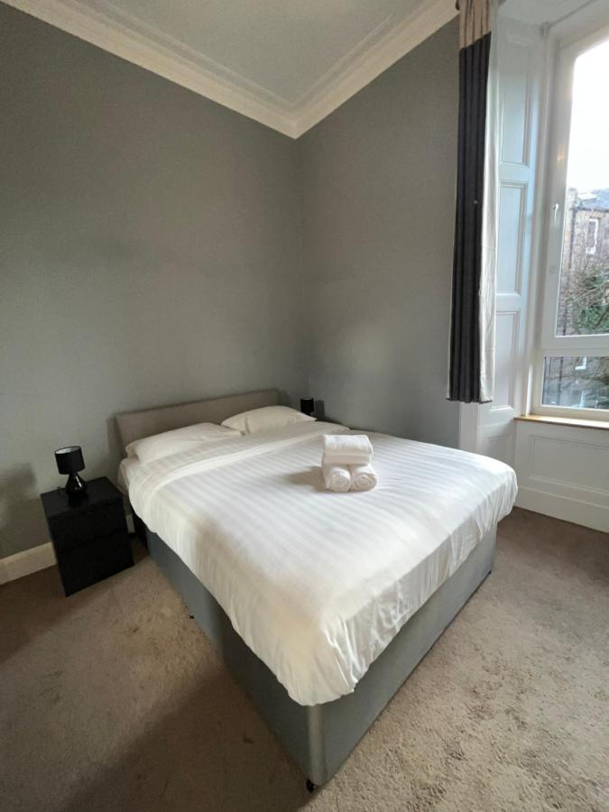Bright 3 Bedroom Edinburgh City Apt Екстериор снимка